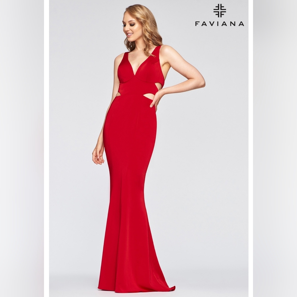 Faviana Red Stretch Cutout Jersey Prom Dress Gown V-Neck Side Cutouts Size 0